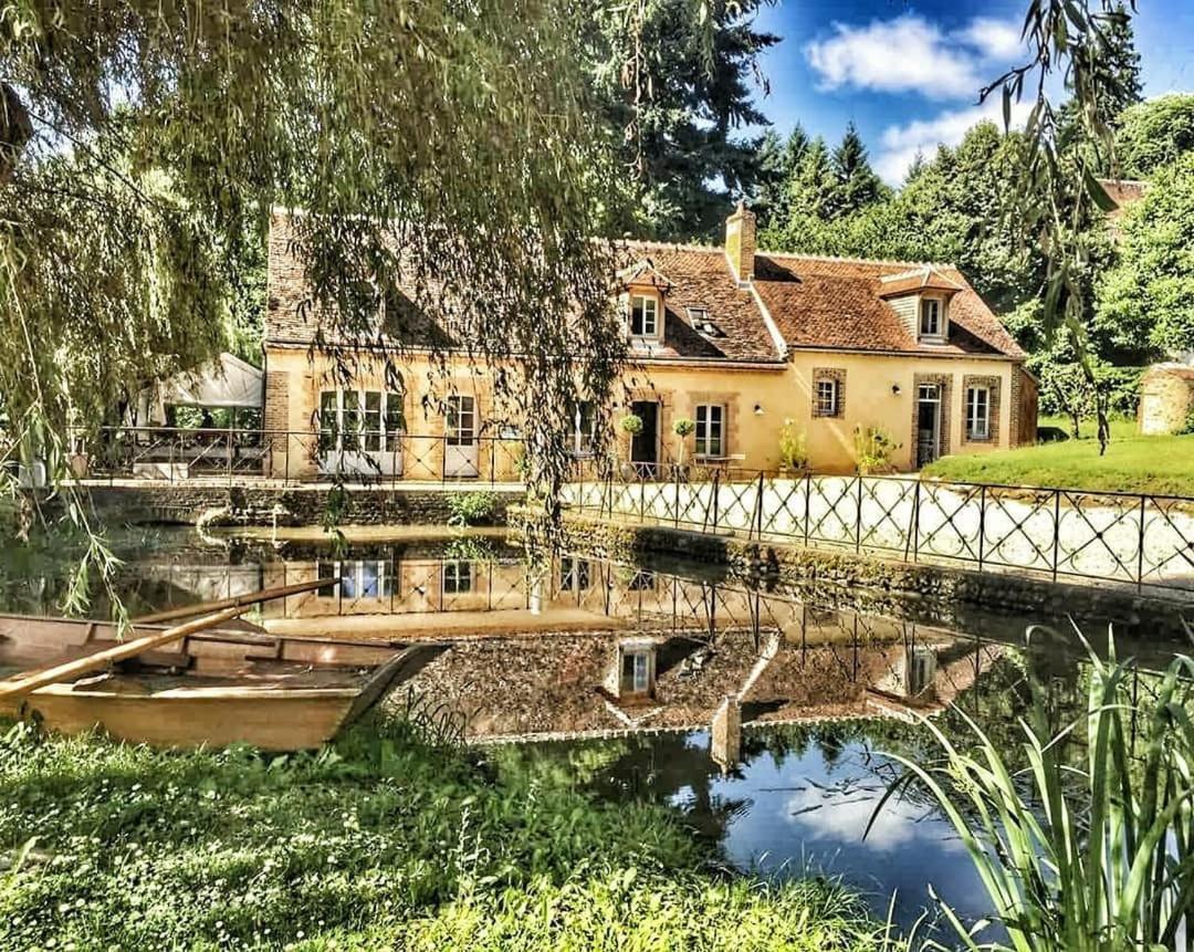 Bed and Breakfast Le Moulin De Corneil Mezilles Экстерьер фото